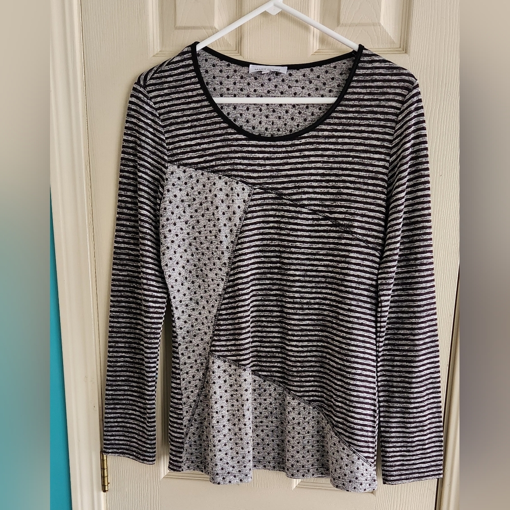 Marie Claire women's long sleeve pullover top